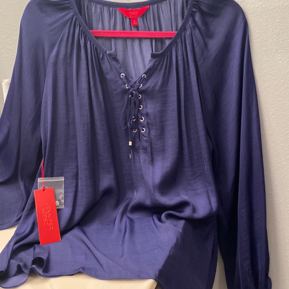 Brand new Jennifer Lopez top with tags never worn navy blue color